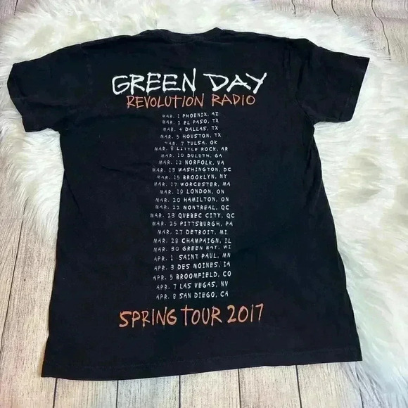 Green Day Revolution Radio Spring Tour 2017 Concert Tshirt Next Level Size S - Picture 6 of 6